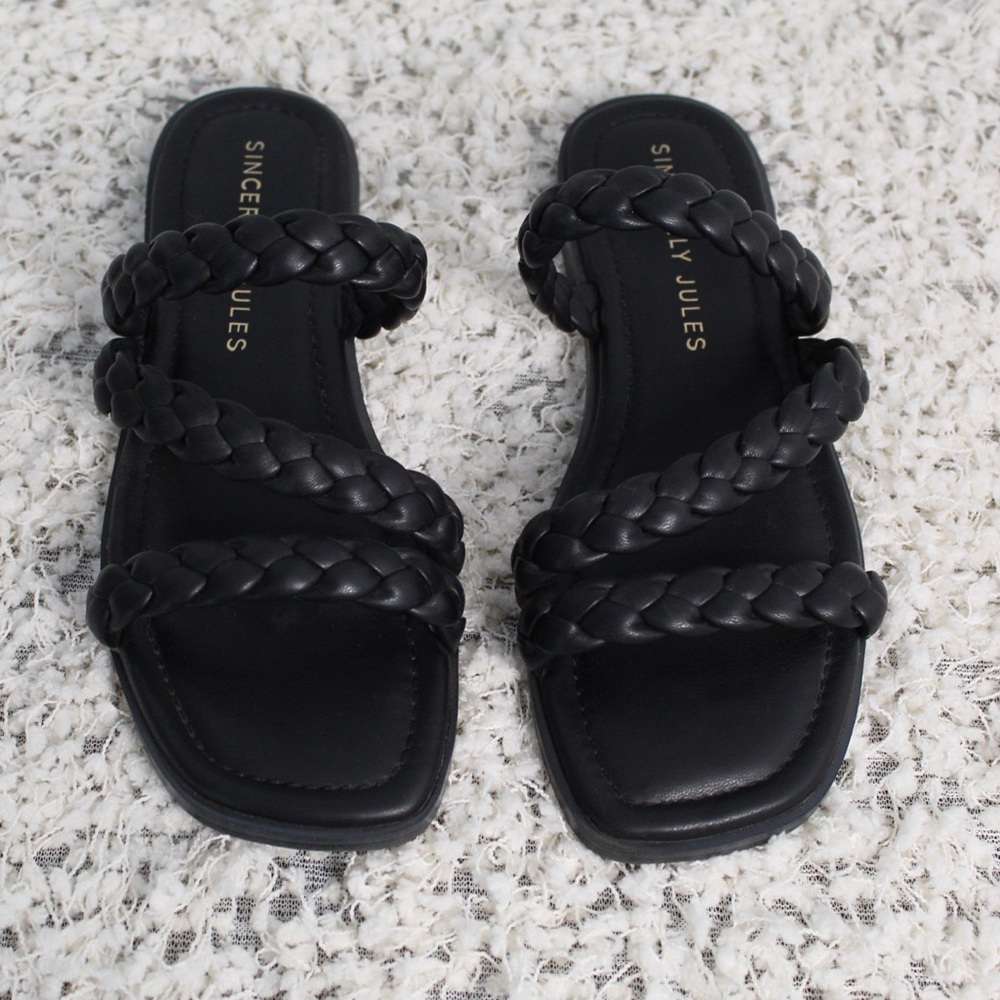 Black sandals